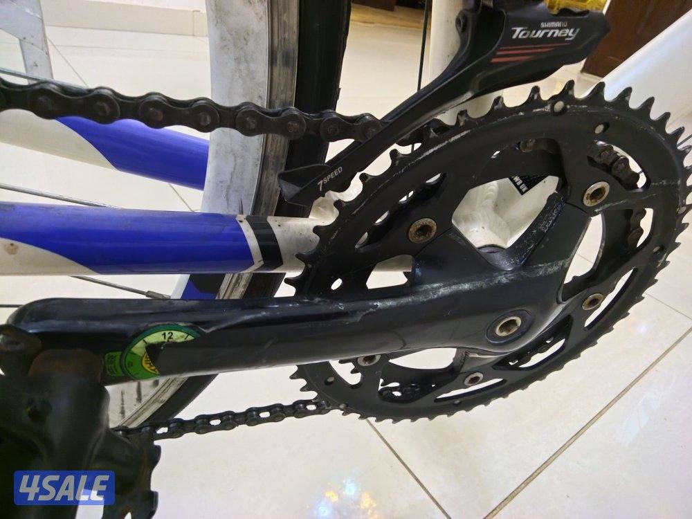 للبيع أو للبدل مع تريك مقاس سمول2