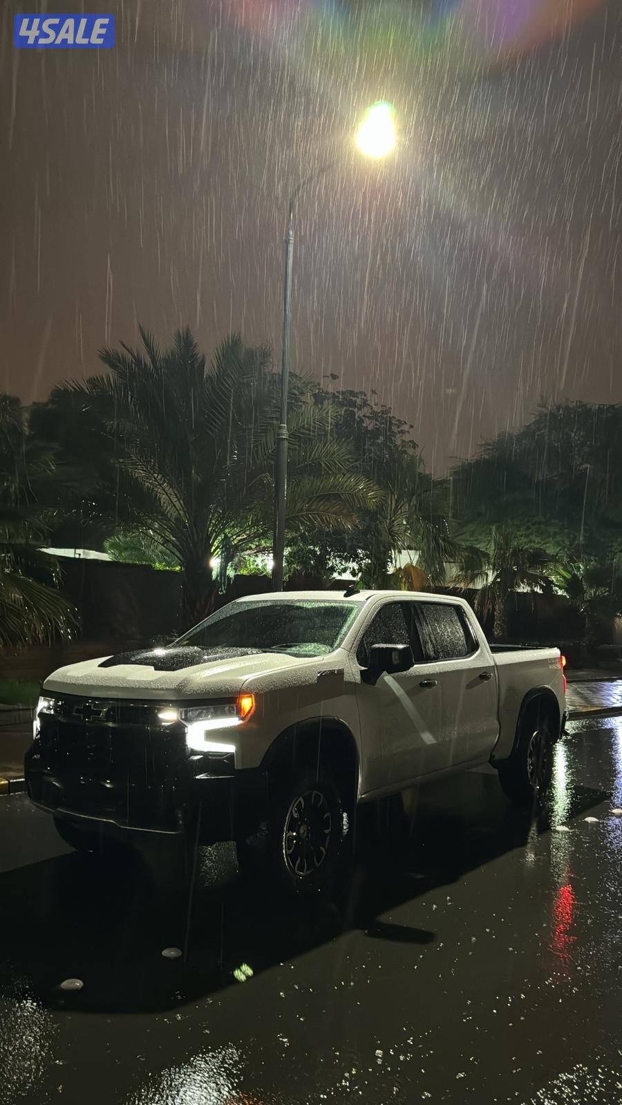 للبيع سلفرادو Zr20