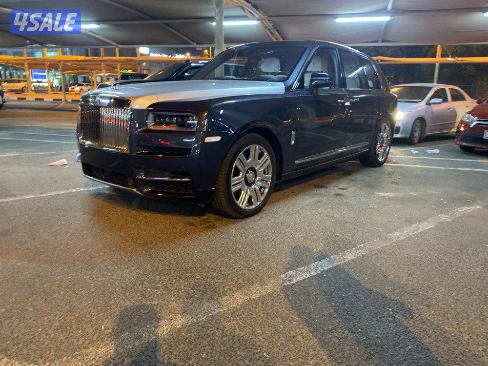 Rolls-Royce Cullinan0