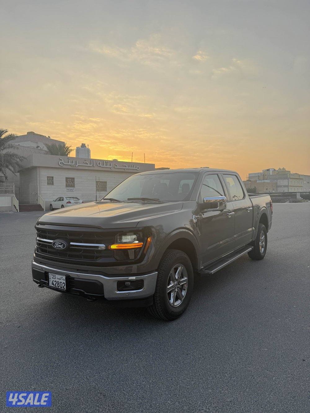 للبيع f-1502