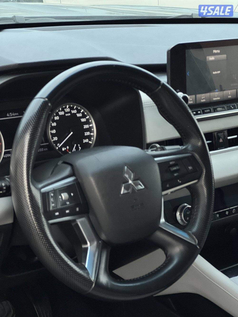 للبيع اوت لاندر بحالة ممتازة7