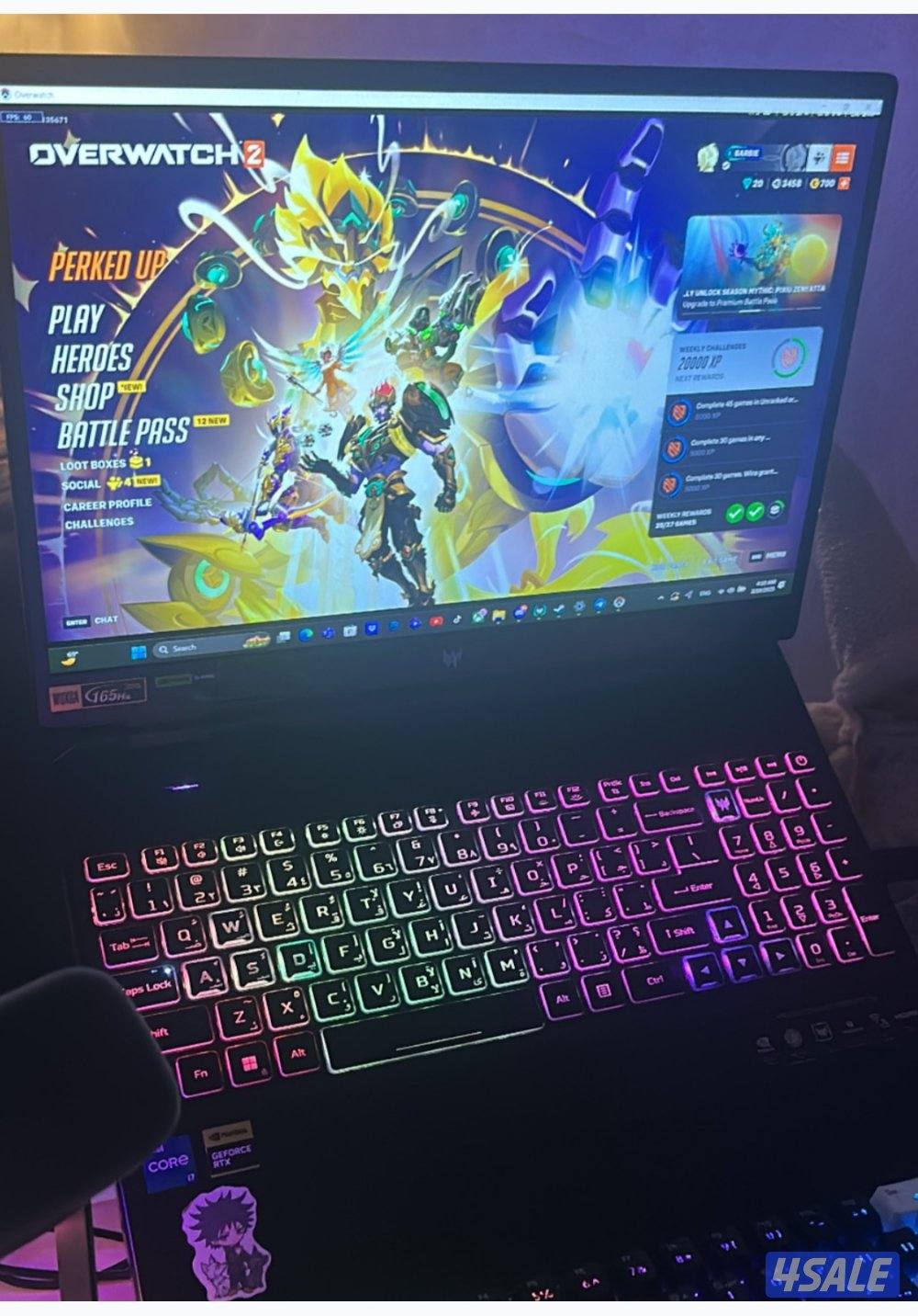 لابتوب قيمنق rtx4050 يشغل الألعاب وما يعلق نظيف ومعاه كامل ملحقاته.0