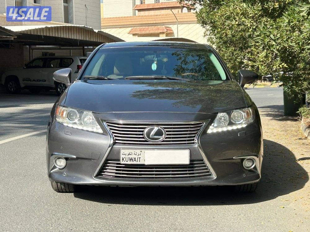 لكزس ES250
موديل 20152