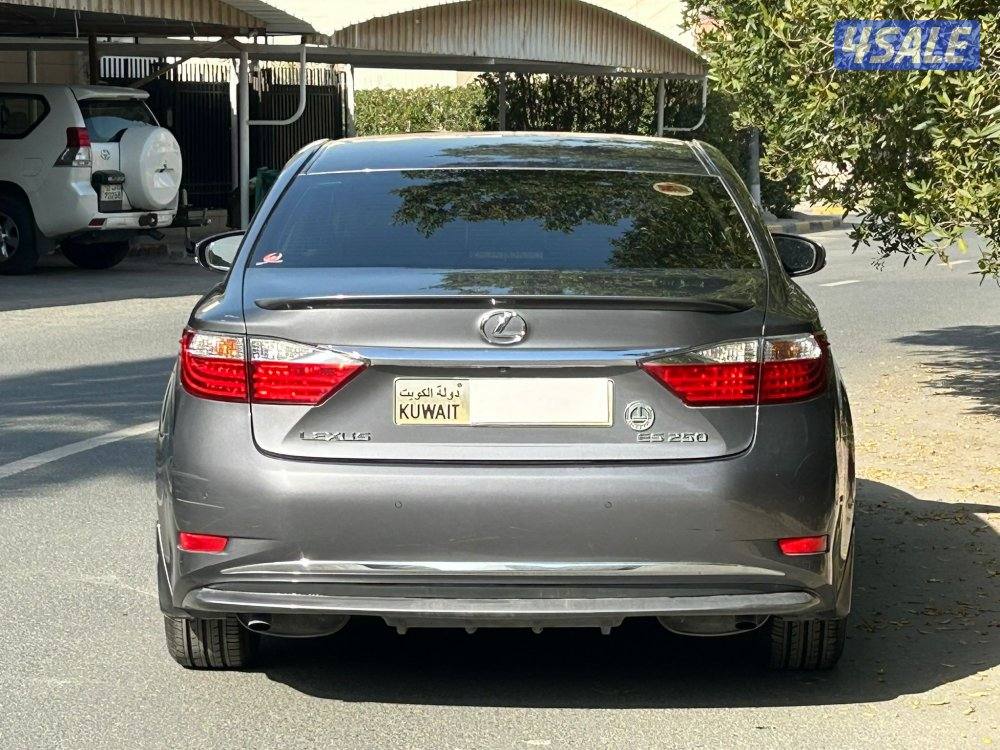 لكزس ES250
موديل 20155