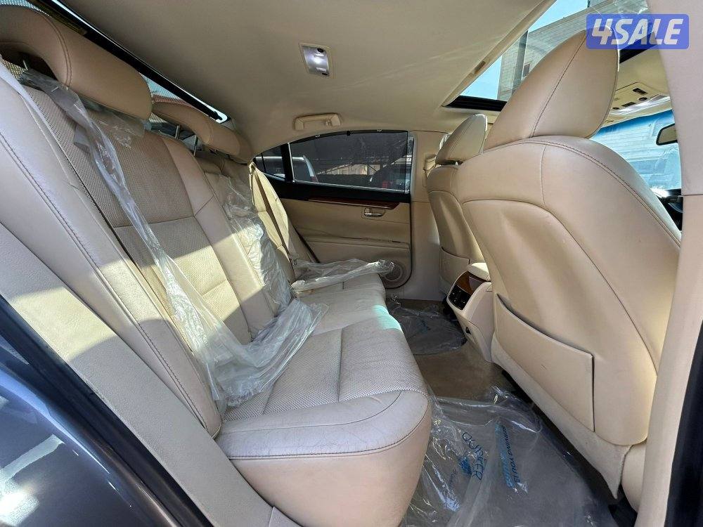 لكزس ES250
موديل 201511