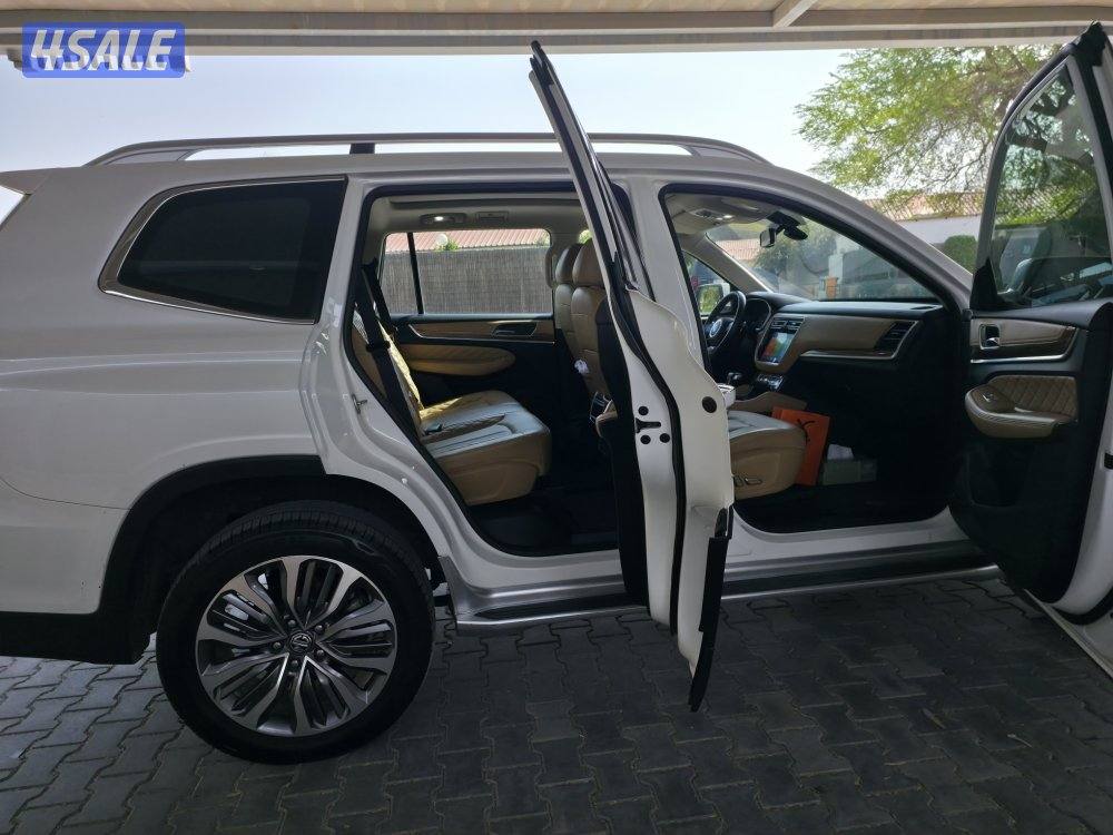 للبيع سيارةMG RX8 20215