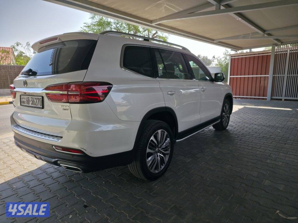 للبيع سيارةMG RX8 20216