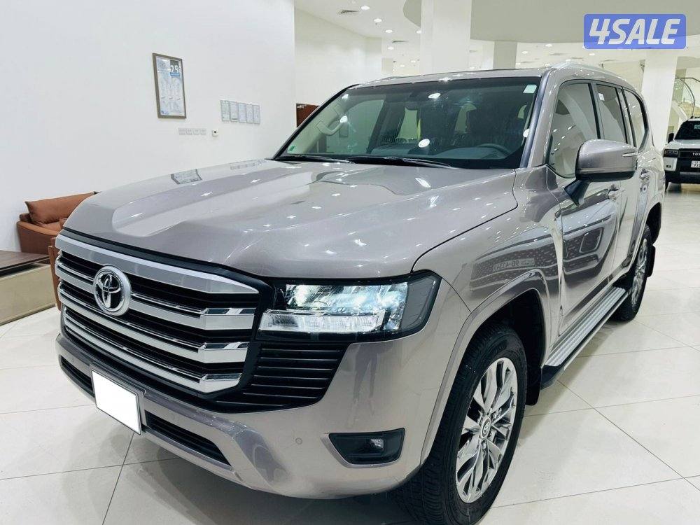 للبيع تويوتا لاندكروس K 4 GXR  بدون تيربو موديل 20251