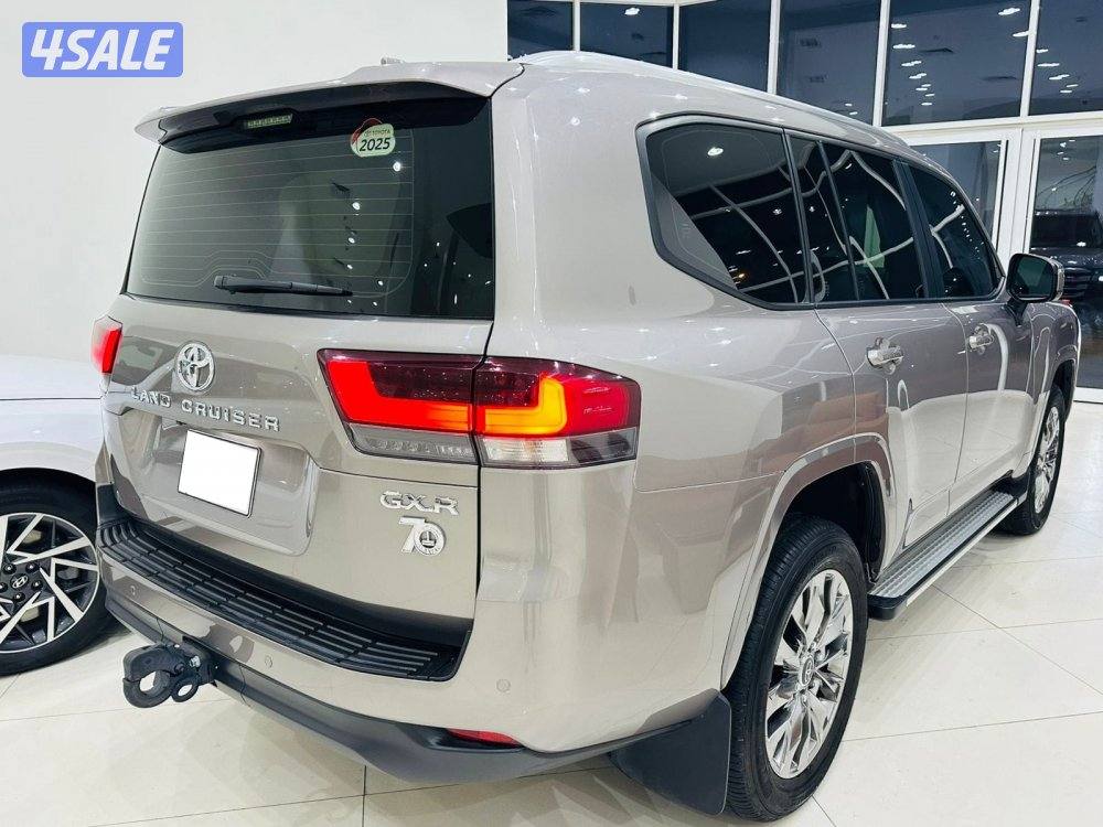 للبيع تويوتا لاندكروس K 4 GXR  بدون تيربو موديل 20252