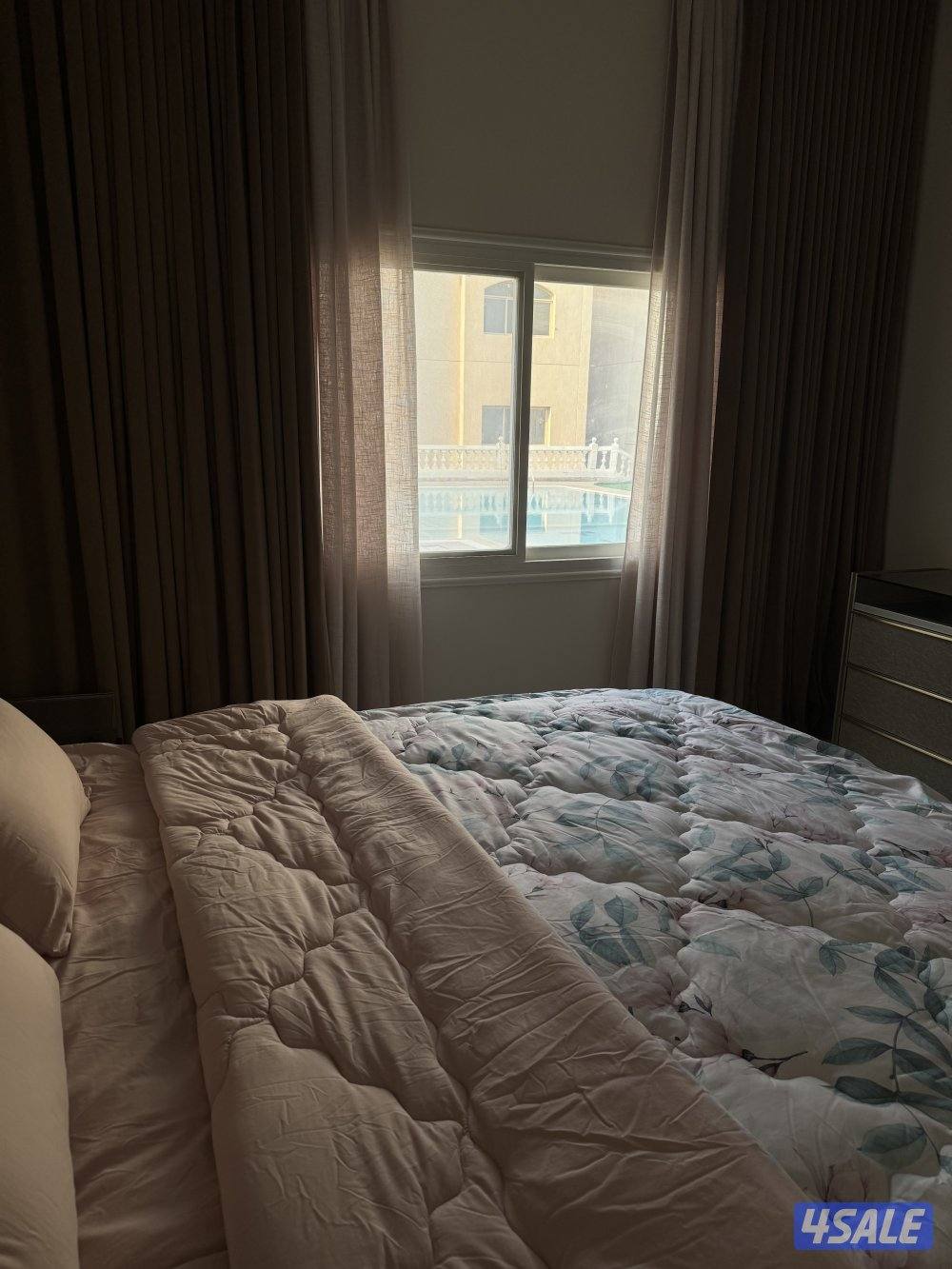 خلو شقة بمنتجع خاص على البحر في المنقف على الطريق الساحلي14