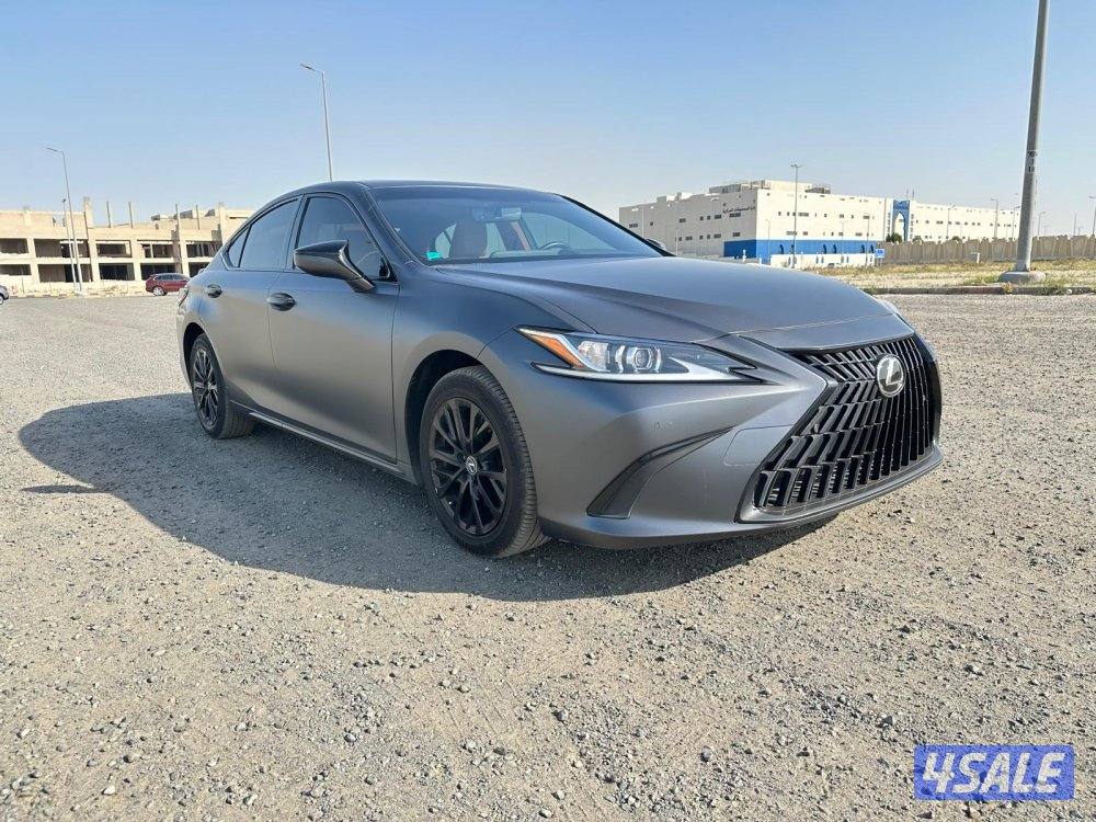 لكزس ES 350 بريميير موديل ٢٠٢٤ صبغ الوكالة0