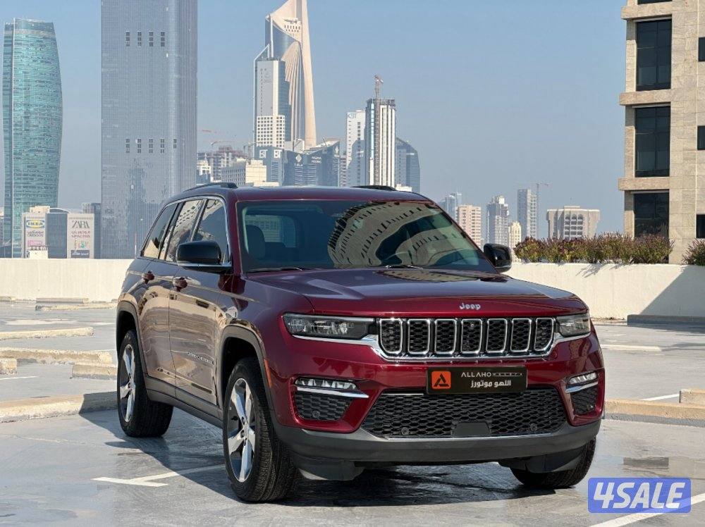 للبيع قراند شروكي موديل 2022 ماشي 32 كم0