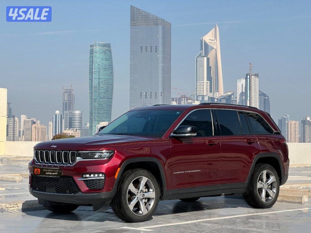 للبيع قراند شروكي موديل 2022 ماشي 32 كم1