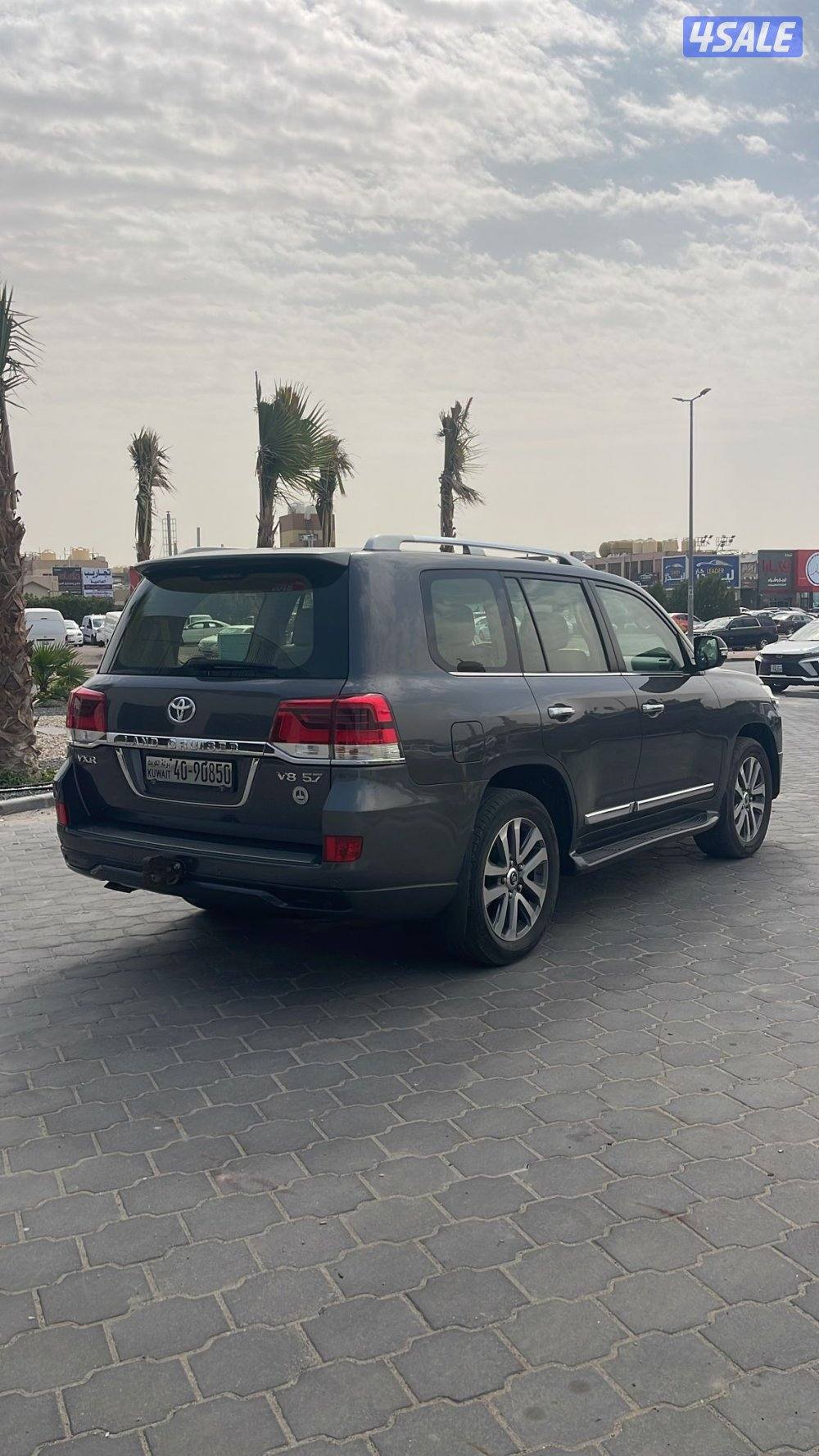 لاندكروز ٢٠١٨ جلد الفل شرط الفحص2