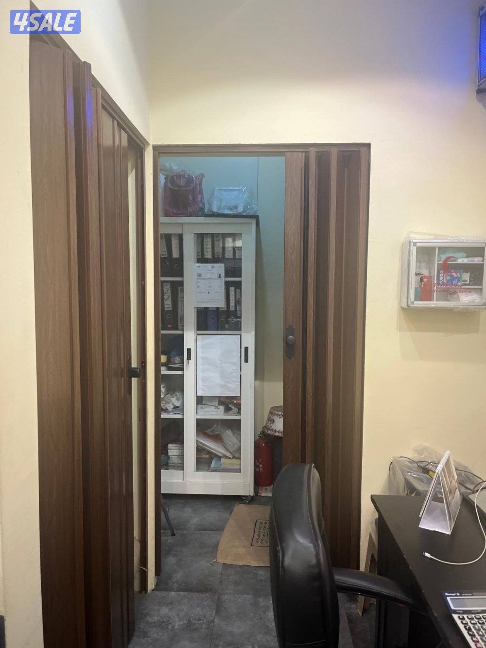 محمصة ومطحنة قهوة قائمة ومجهزة بالكامل للتناز.ل في السالمية6