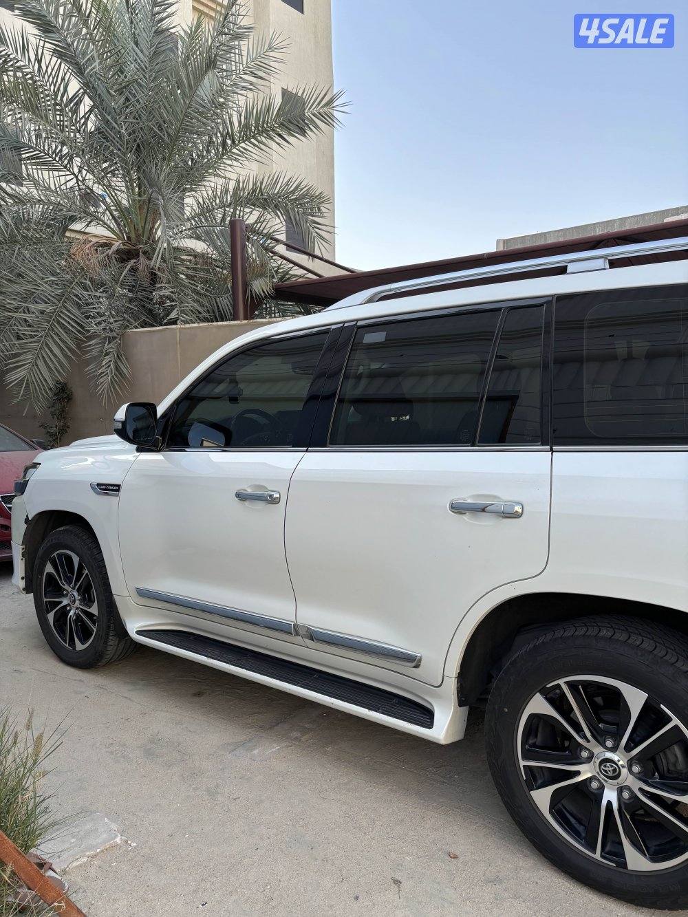 لاند كروزر للبيع8
