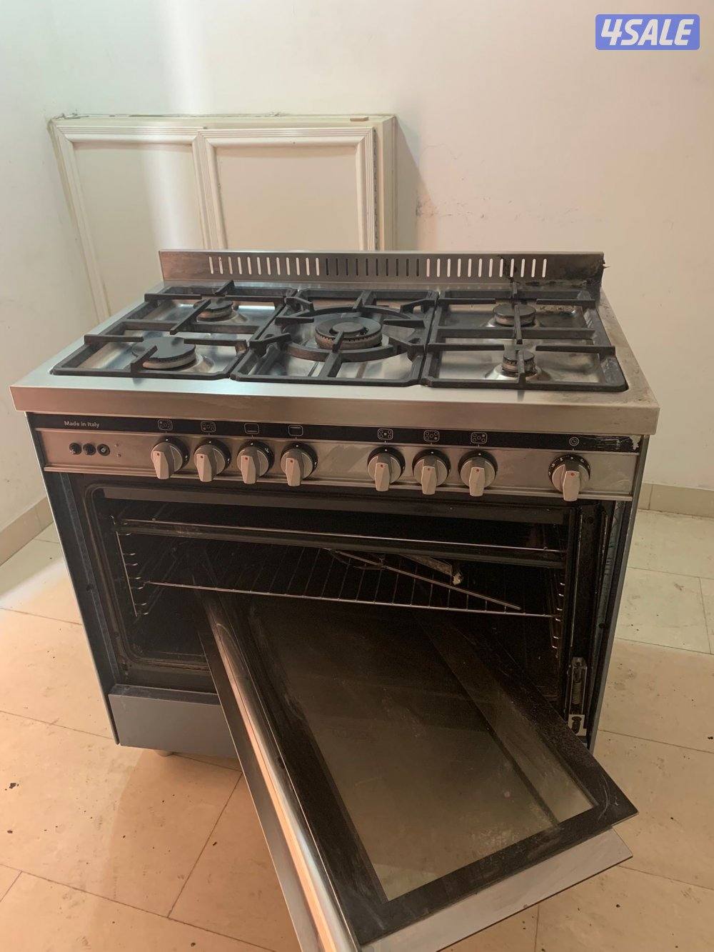 غاز طبخ فرن ماركة GlemGas صناعة ايطالية مقاس كبير مع ٥ شعلات0