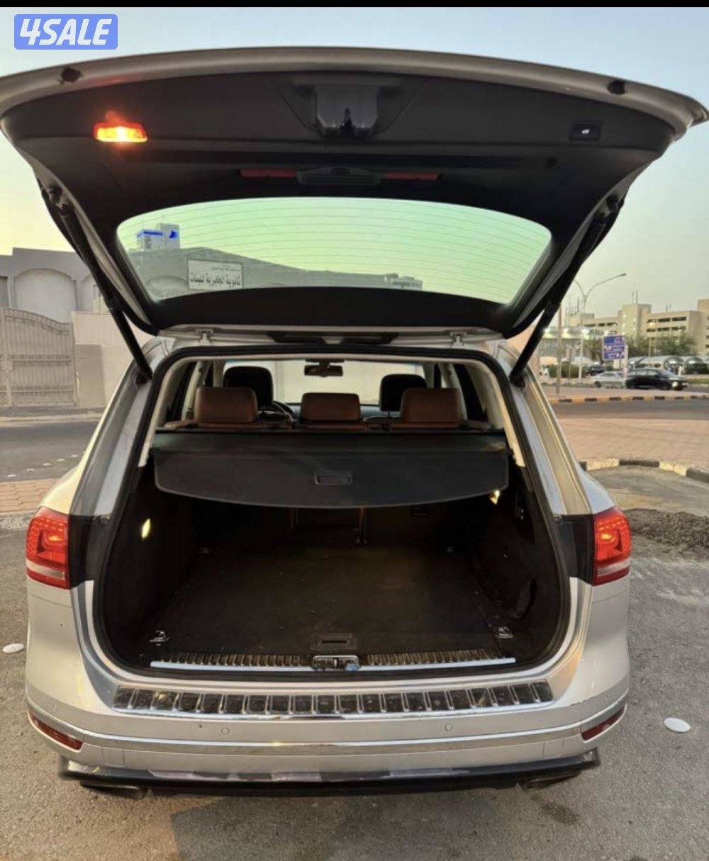 للبيع سيارة طوارق 20157