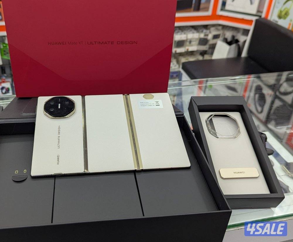 Huawei  mate XT ultimate design and 1TB Storage0