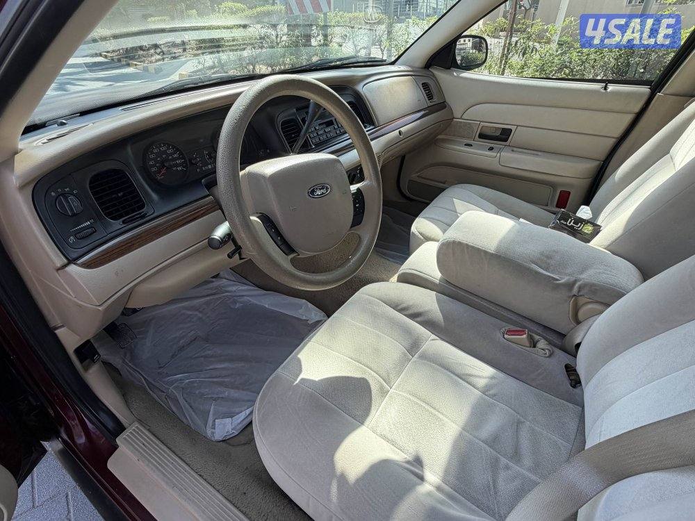 فورد فكتوريا عداد قليل مخزن بحالة الوكالة المالك الاول6