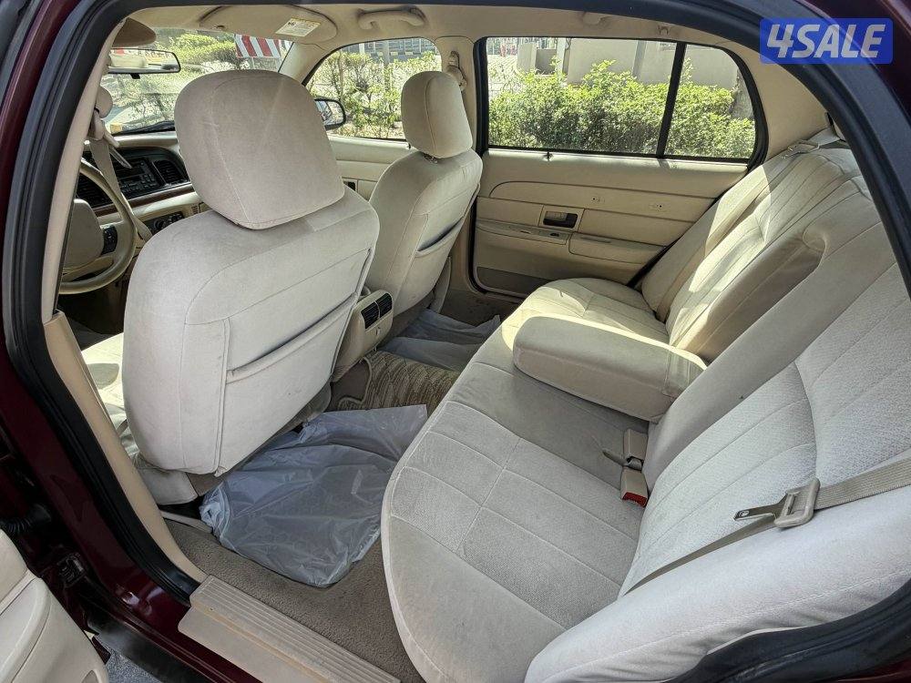 فورد فكتوريا عداد قليل مخزن بحالة الوكالة المالك الاول7