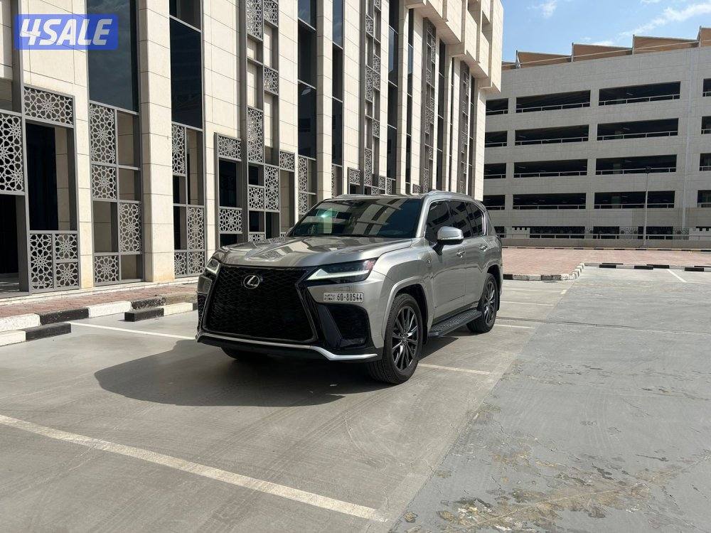 للبيع لكزس lx f sport الدرجه الاولى0