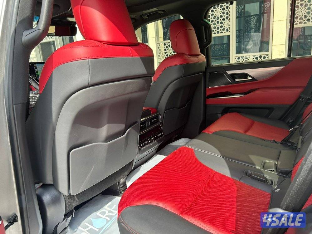 للبيع لكزس lx f sport الدرجه الاولى3