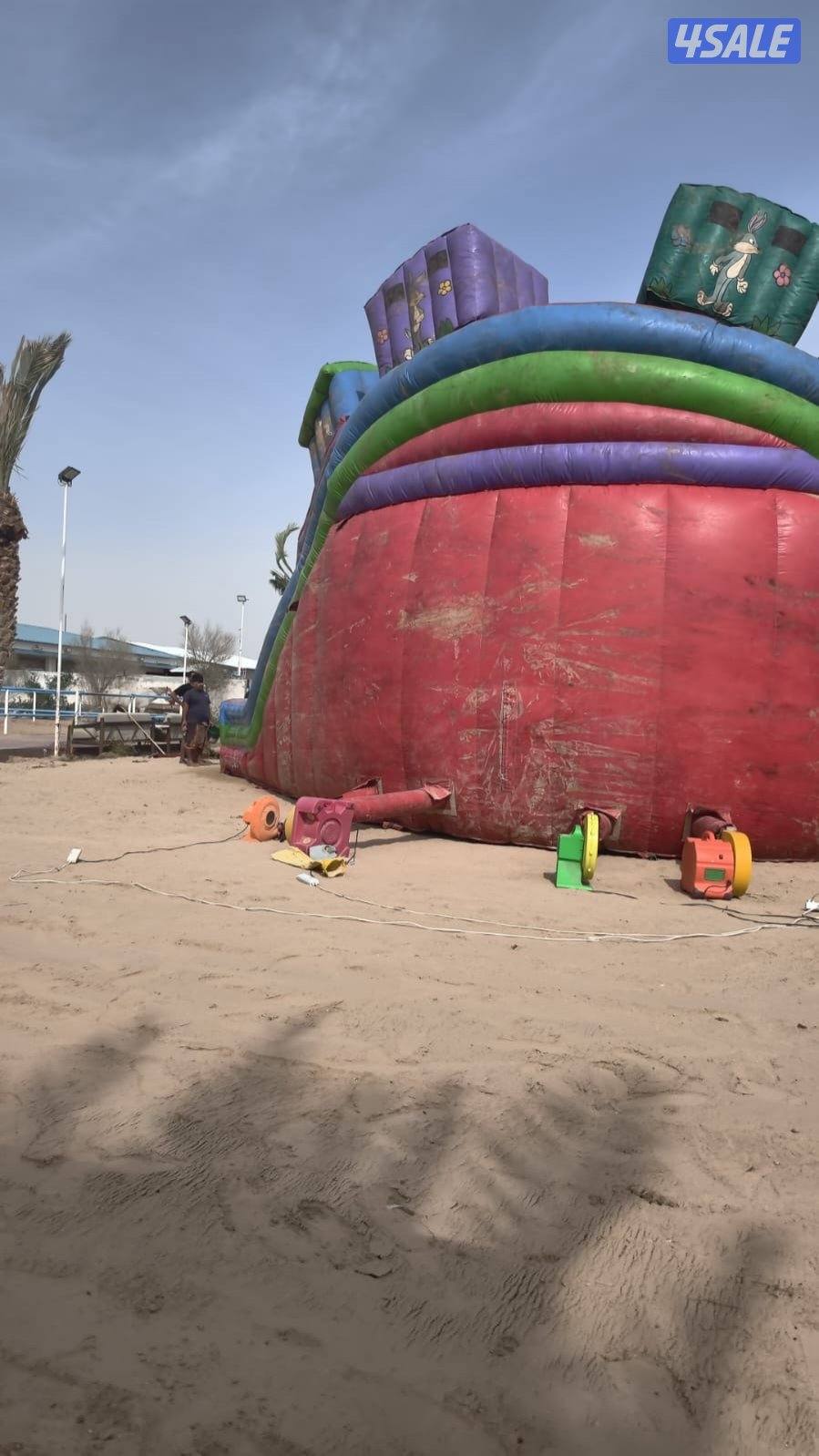 نطاطية جزيرة مخزنه صارلها فوق 5. سنوات0