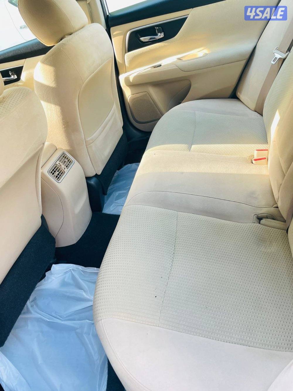 نيسان التيما موديل 2015 للون ابيض صدفي 2.5 مكينة 4 سلندر2