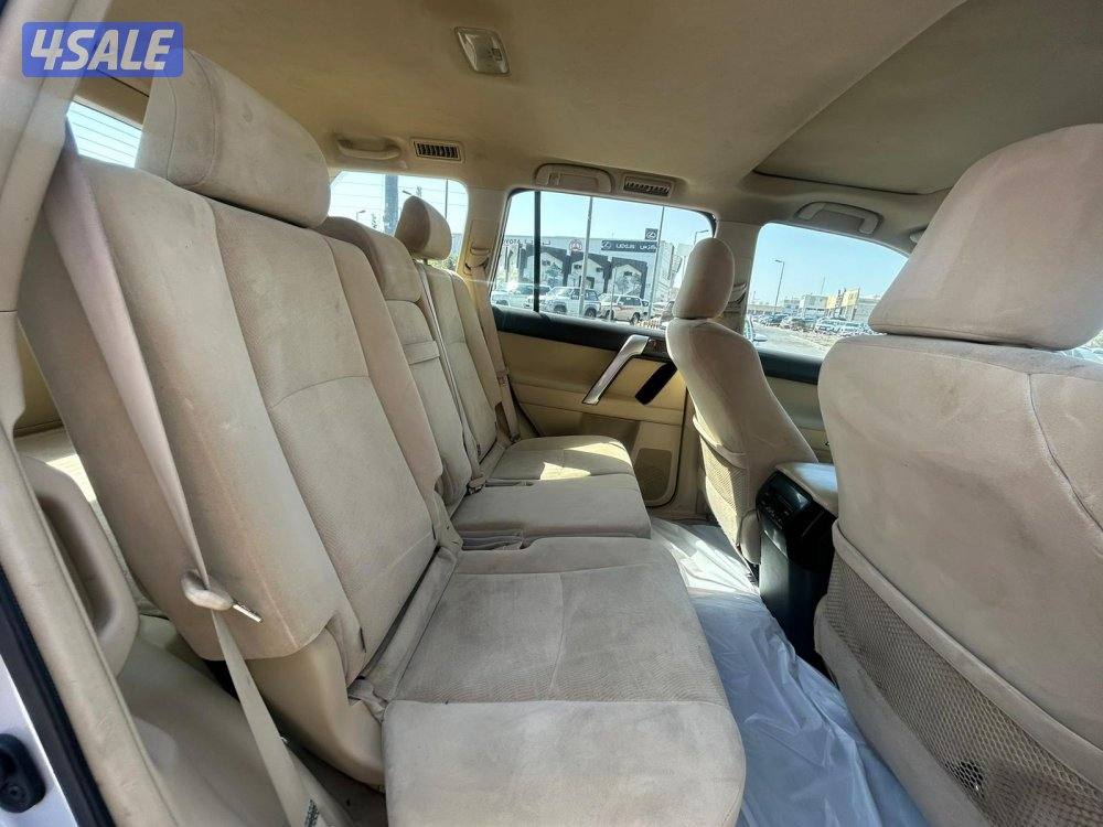 لاند كروزر برادو.TX.L موديل 2016 ماشى 281.000 k.m   وارد الساير.4