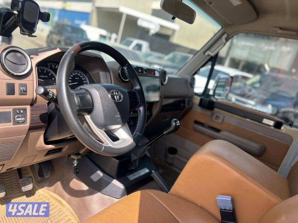 تويوتا لاند كروزر شاص LX .V6 موديل 2022 ماشى 50.000 k.m وارد الساير .2