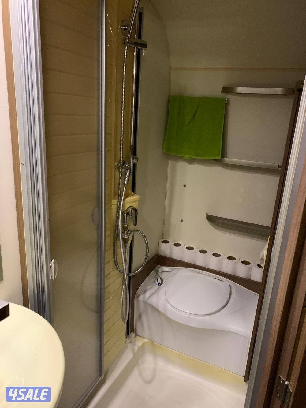 ‏ Burstner 🇩🇪4