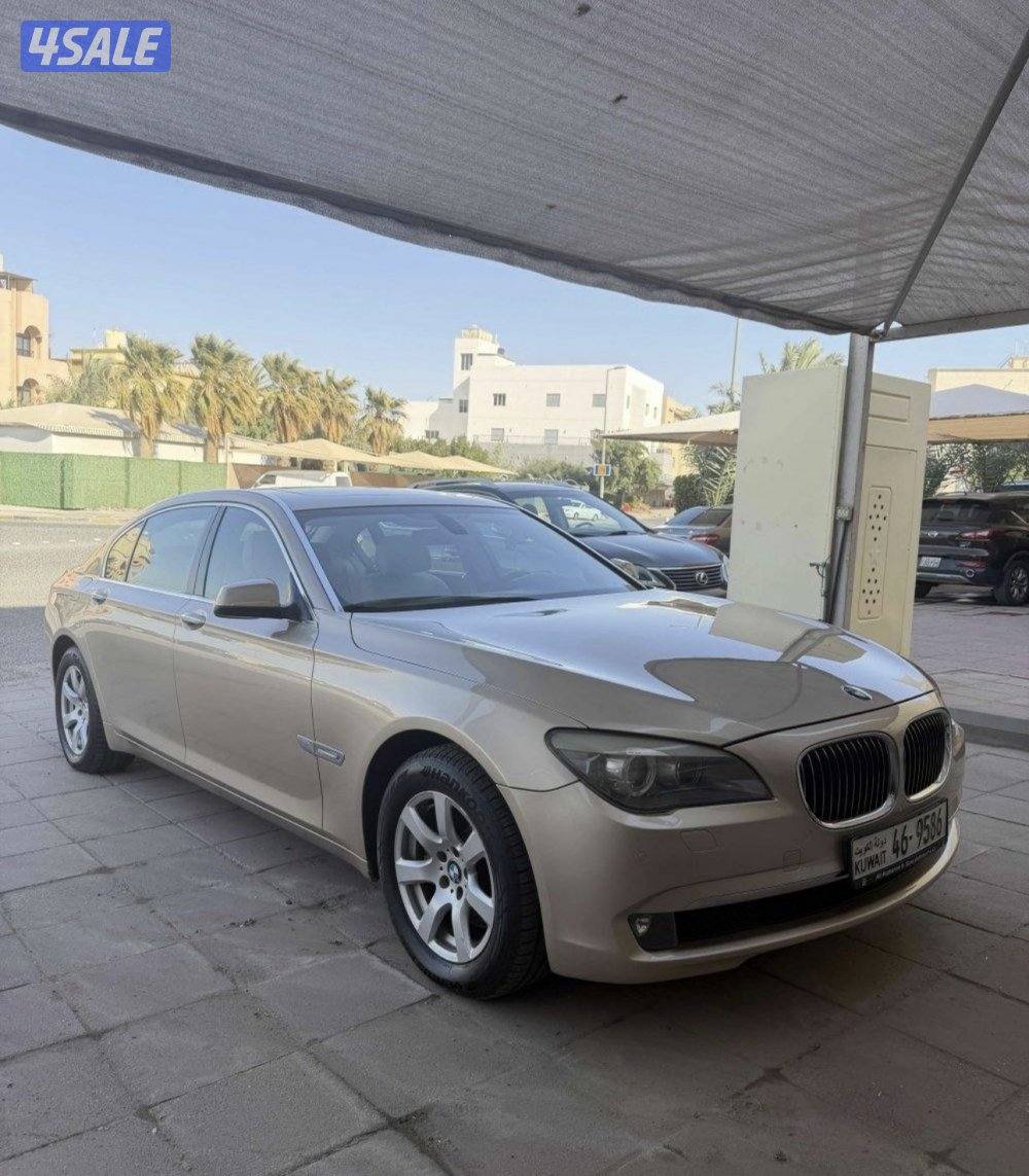 بحالة ممتازة جدا عداد 1702