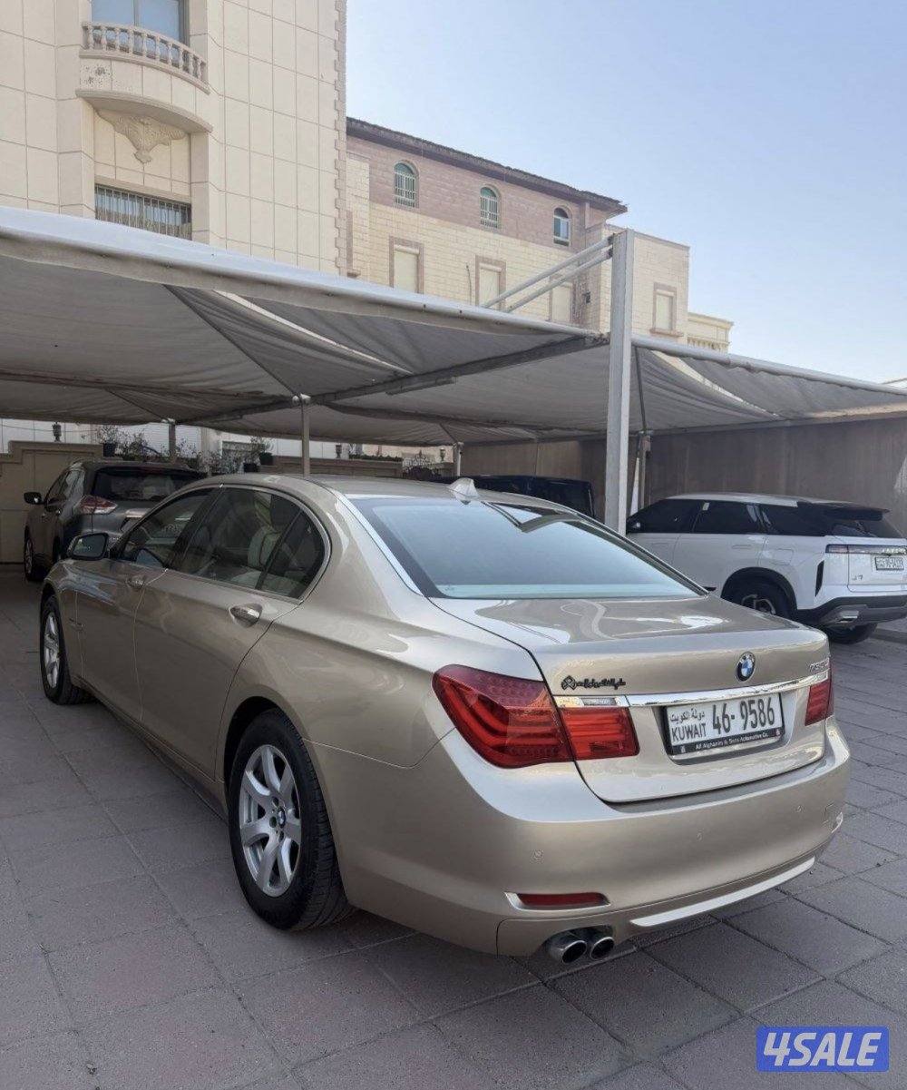 بحالة ممتازة جدا عداد 1705