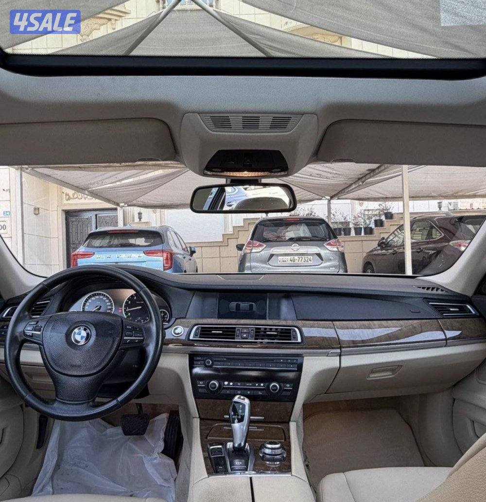 بحالة ممتازة جدا عداد 1709