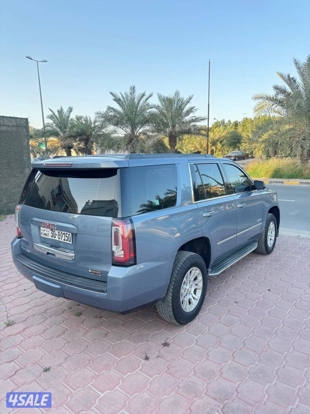 للبيع يوكن SLT مديل 2015 ماشي 26614