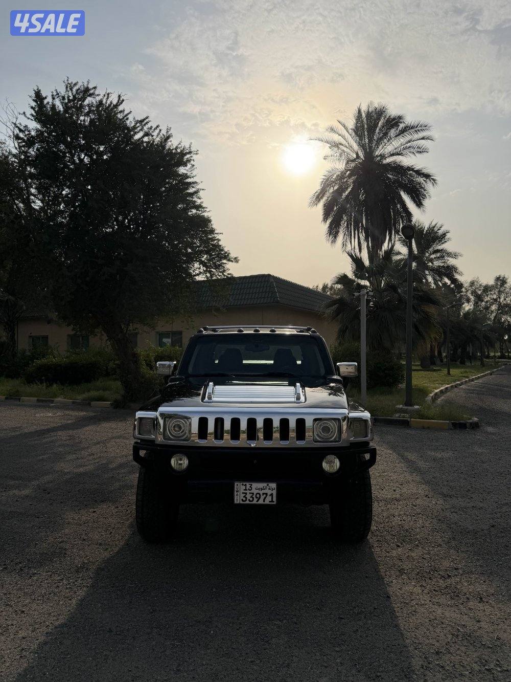 سلام عليكم للبيع همر H3 مفحوص وجاهز للجادين فقط11