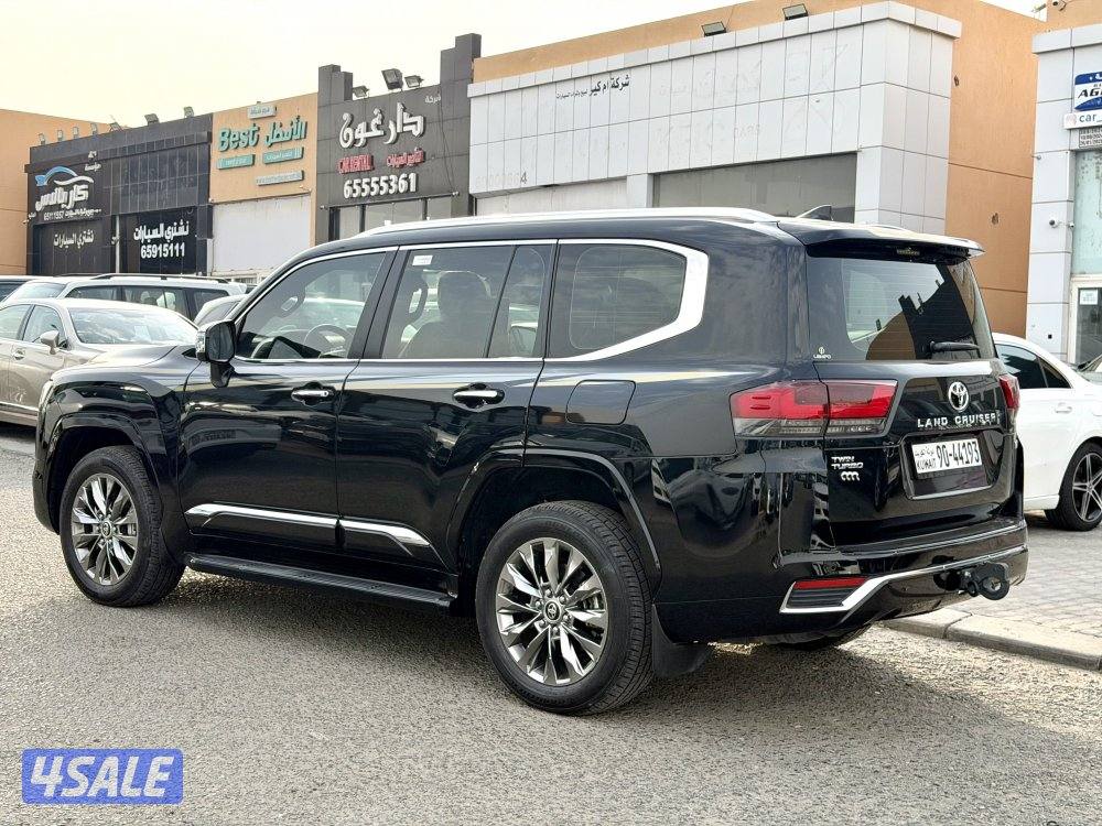 تويوتا لاندكروزر VXR ايروS وكالة قطر 2024 اعلى درجة4