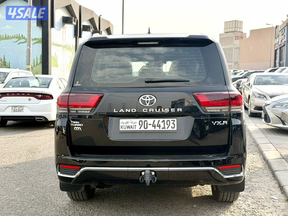 تويوتا لاندكروزر VXR ايروS وكالة قطر 2024 اعلى درجة8