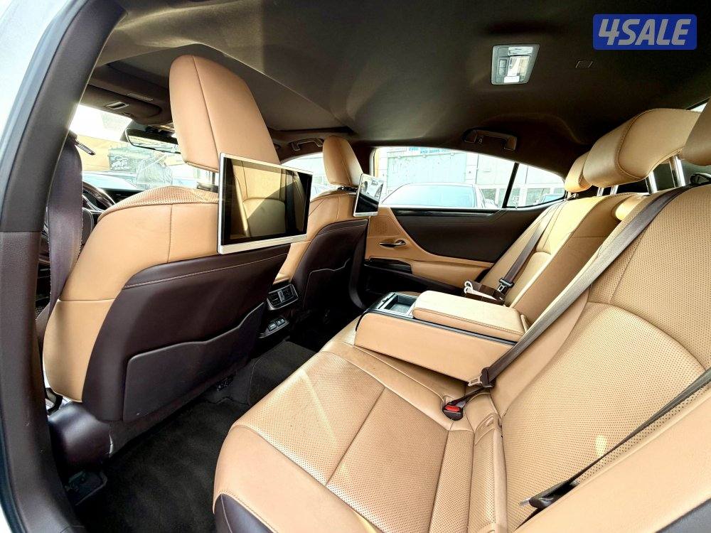 لكزس ES 300 h  الساير 201910