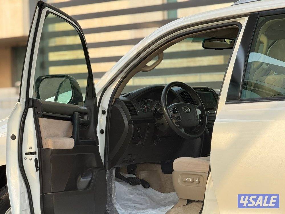 لاند كروز ٢٠١١ بحاله الوكاله3