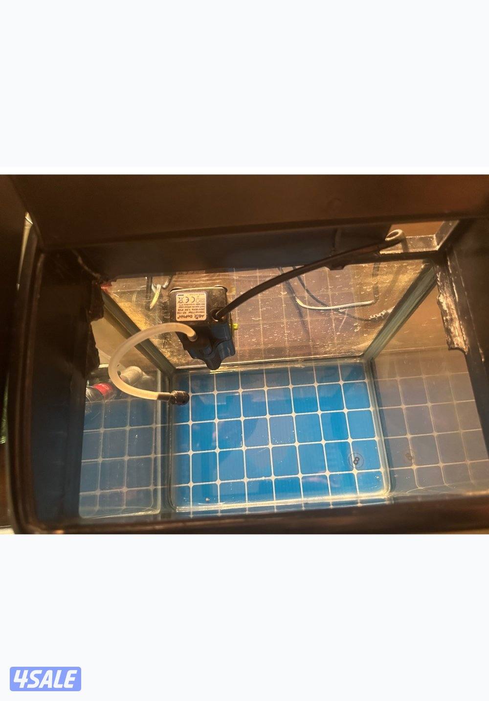 ثلاثة احواض و طاولة واحدة فلترين و ‏هيتارين ثلاث فلاتر و شبكيتين8