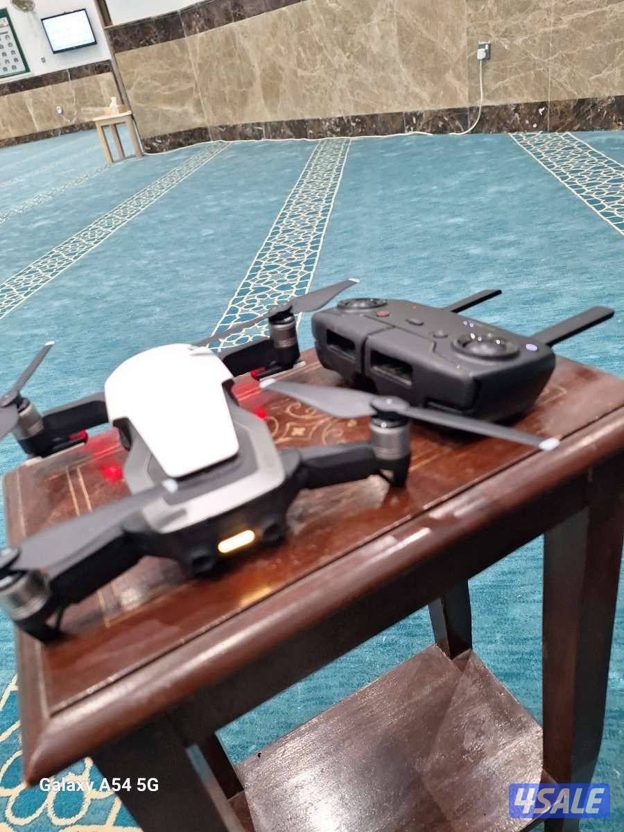 درون شبه جديده استخدمت مره وحده فقط يوجد فصال بسيط4