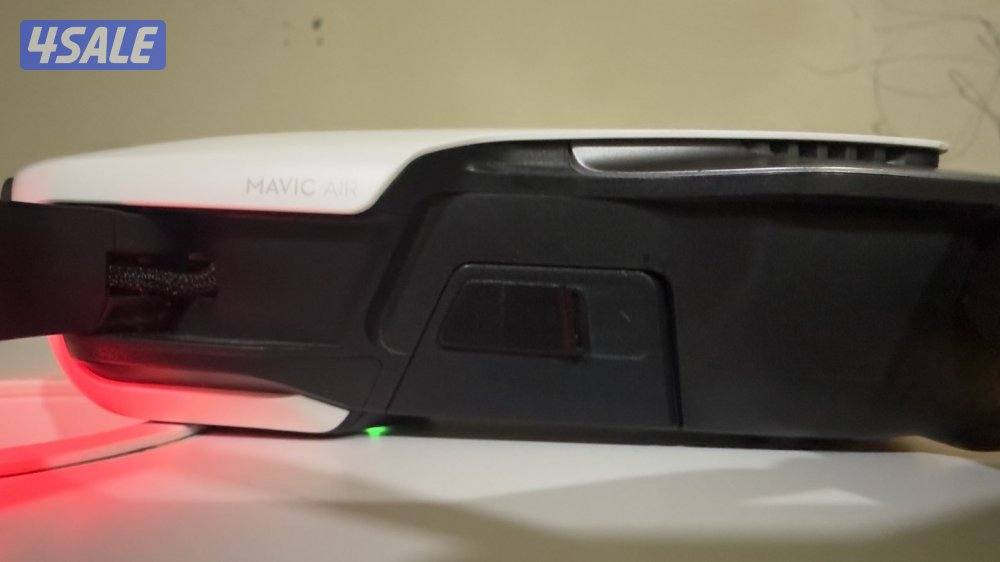 درون شبه جديده استخدمت مره وحده فقط يوجد فصال بسيط5