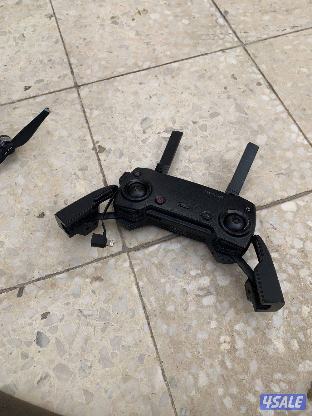 درون شبه جديده استخدمت مره وحده فقط يوجد فصال بسيط6