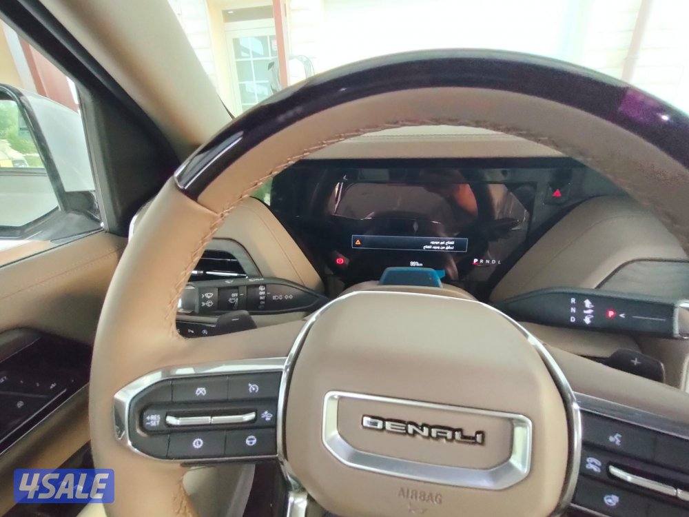 للبيع يوكن دينالي شبه اصفار  لون مميز كامل المواصفات1