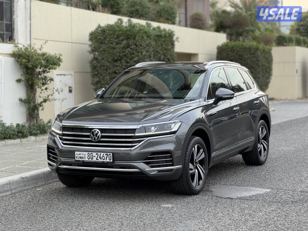فولكس واجن طوارق موديل 2023 عداد 18 الدرجة الأولى بهبهاني صبغ وكالة0