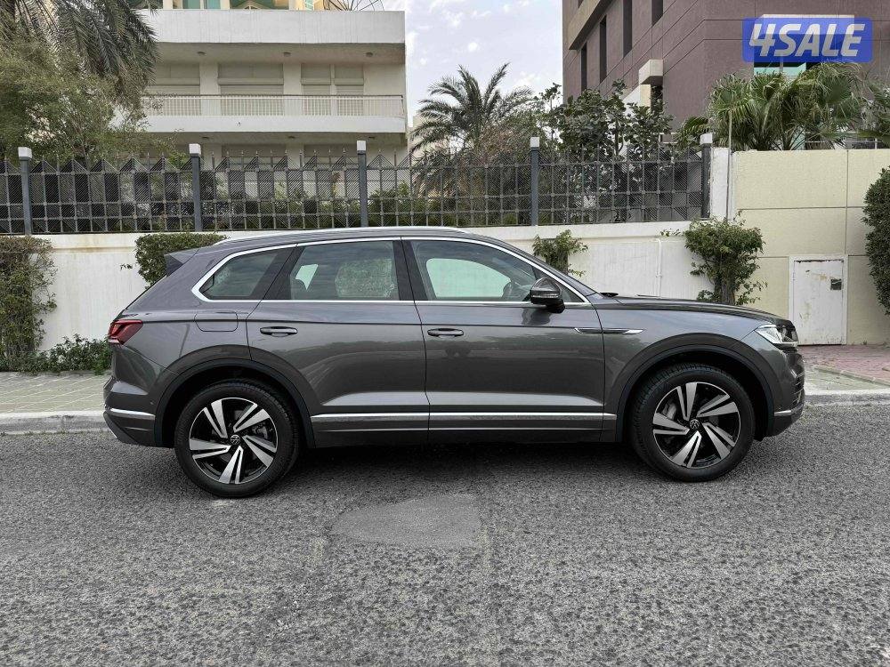 فولكس واجن طوارق موديل 2023 عداد 18 الدرجة الأولى بهبهاني صبغ وكالة5