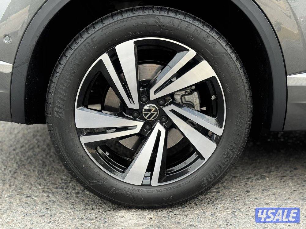 فولكس واجن طوارق موديل 2023 عداد 18 الدرجة الأولى بهبهاني صبغ وكالة13