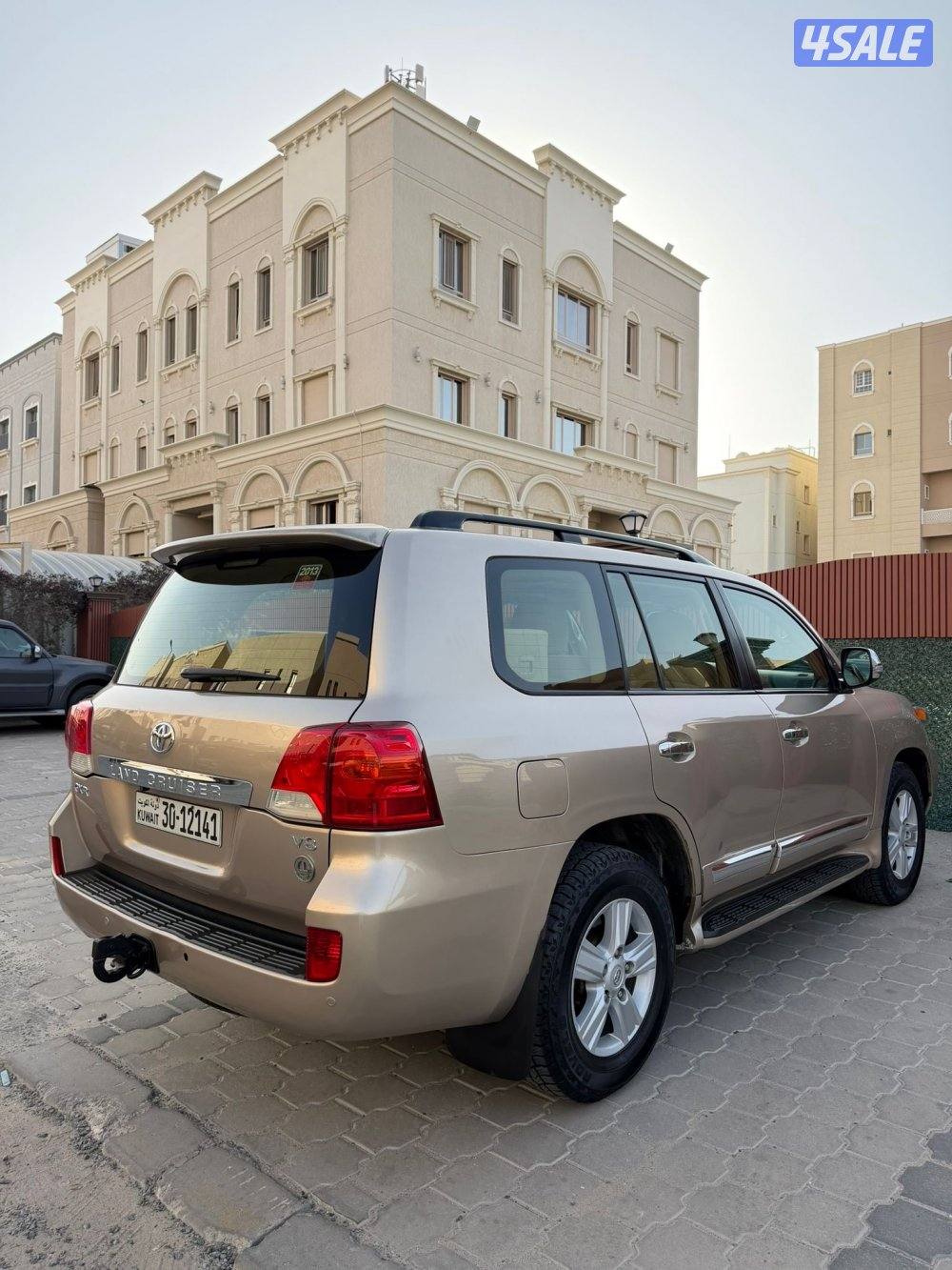 لاند كروز 2013 8 سلندر3